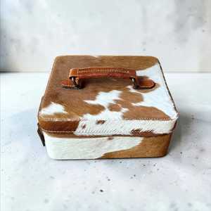 Vintage Cowhide Leather Jewelry <b>Case</b> with Zipper Closure for Storage and <b>Travel</b> Use - Product Image 2