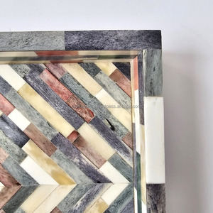 Plateau artisanal en bois indien écologique avec incrustations, design unique pour servir des cadeaux et décorer l'intérieur - Product Image 4