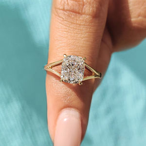 Anillo de Compromiso Eterna con Corte Cojín de 1.00-5.00 Quilates, Cultivado en Laboratorio y Certificado por IGI, para Mujer, en Oro 10K/14K/18K /PT950 /S925 - Product Image 1