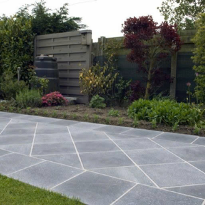 Carreaux de porcelaine en pierre bleue sablée pour l'extérieur, élégants et modernes, Surface antidérapante pour la piscine entoure les allées de jardin pour les villas - Product Image 4