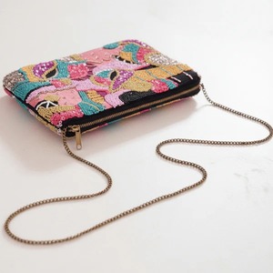 Sac bandoulière en coton brodé à la main, multicolore vibrant, fait main, de style ethnique, disponible à la vente en gros - Product Image 4
