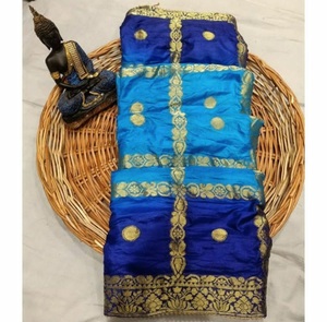 Sari Banarasi Verde Bordado con Patrón Chex y un Pallu Hermoso - Product Image 4