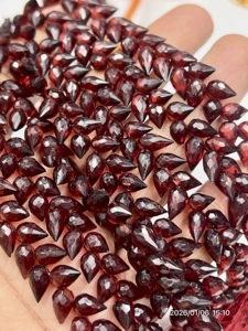 AAA Natural Red Garnet Faceted Briolette Teardrop Loose <b>Stone</b> <b>Beads</b> Fancy Drill 6x9mm 8 Inch Strand China Wholesale Exporter - Product Image 3