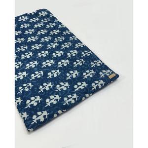 Tissu imprimé 100% coton pour vêtements féminins, matière douce et respirante pour robes et vêtements, disponible en grande quantité - Product Image 5