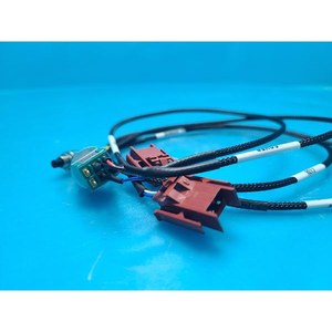 Cubierta de Cámara AMAT 0140-09122 con Cable de Bloqueo Abierto WSIX, Usado como Está, Piezas de Equipos Semiconductores Legacy - Product Image 1