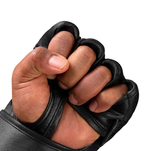 Gants de boxe légers avec tissu en maille respirante et prise en main confortable pour les séances d'entraînement professionnelles en salle de sport - Product Image 5