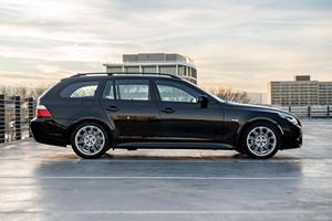 2010 a 535-i x-d-r-i-v-e S-p-o-r-t-s W-a-g-o-n - Product Image 3