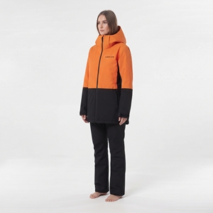 Conjunto de traje de esquí impermeable para mujer, chaqueta con capucha y pantalones a prueba de viento, ropa deportiva transpirable para invierno y actividades al aire libre - Product Image 4