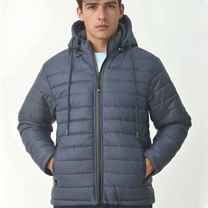 Chaqueta acolchada para hombre diseñada para protección contra el frío, uso en exteriores en invierno y comodidad diaria, con relleno aislante. - Product Image 1