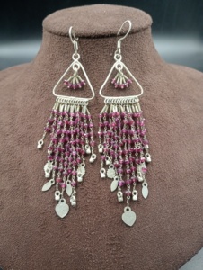 ต่างหูห่วงประดับพู่สไตล์โบฮีเมียน Amaira Jewels สำหรับผู้หญิง ชุบทอง โลหะผสม มุกเทียม เครื่องประดับงานแต่งงาน สไตล์ชาติพันธุ์ ทันสมัย - Product Image 2