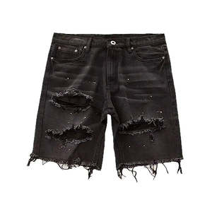 DISCOVER-IMPEX 2026 Short en jean noir déchiré pour homme avec imprimé lettres, style streetwear décontracté, idéal pour l'été - Product Image 4
