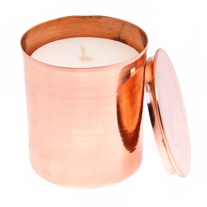 Pot à bougie en métal martelé doré au design classique, bougie décorative vintage avec couvercle, parfait pour la décoration de la maison à un bon prix - Product Image 5