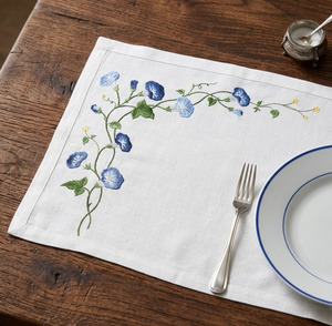 Custom Wholesale Embroidered Handmade Luxury Blue Floral White 100% Cotton <b>Placemat</b> Napkin Sets Washable Mats for Weddings Home - Product Image 3