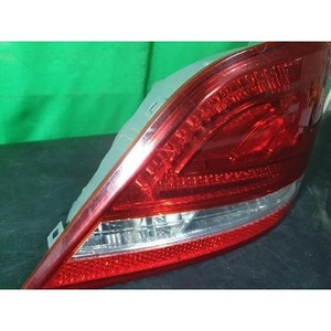 Luz Trasera Derecha Usada Equus 924023N000 - Product Image 2