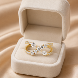 Bague de mariage empilable en or massif 10K 14K 18K avec diamant de laboratoire poire et rond, moissanite de couleur DEF et clarté VS VVS, design à bande torsadée - Product Image 1