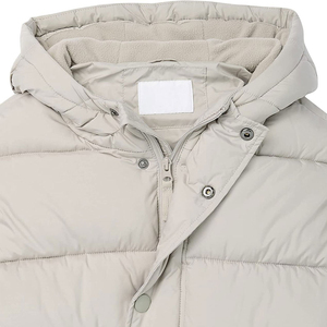 เสื้อแจ็คเก็ตพัฟเฟอร์ผู้ชายสีพื้น ดีไซน์โดดเด่น ซิปเต็มตัว กันลม สำหรับฤดูหนาว รุ่น OEM ปี 2026 - Product Image 6