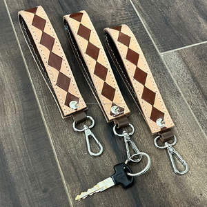 Cadeau promotionnel Logo personnalisé de la marque Conseil à carreaux Conception Gravure Bracelet Porte-clés Bracelet en cuir de vachette véritable Porte-clés - Product Image 5