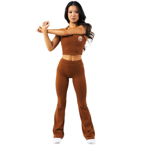 Top Corto Halter Aura Lilly para Mujer, Color Marrón Raíz, Elástico, para Gimnasio, Yoga, Deporte, Ropa Urbana, Ajuste Cómodo Premium - Product Image 3