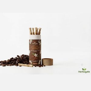 Paquete de 6 Palitos de Miswak con Sabor a Café, Cuidado Bucal Natural Premium, Proporcionan una Limpieza Suave de los Dientes, Aliento Fresco y Cuidado Diario - Product Image 1