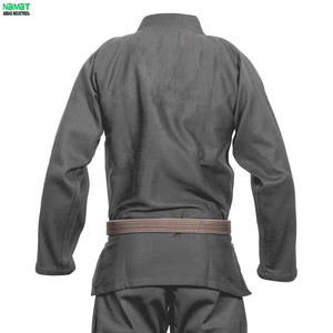 Gi de Judo Tradicional con Frente de Lona 100% Algodón Resistente a la Fricción, Duradero, con Doble Costura y Tejido Pesado - Product Image 3