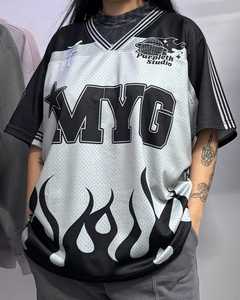 เสื้อเบสบอลครอปทรงโอเวอร์ไซส์ คอวี แขนสั้น สไตล์ Y2K สำหรับผู้หญิง ผลิตจากวัสดุรักษ์โลก เหมาะสำหรับงานพิมพ์ลายแบบ Sublimation - Product Image 1