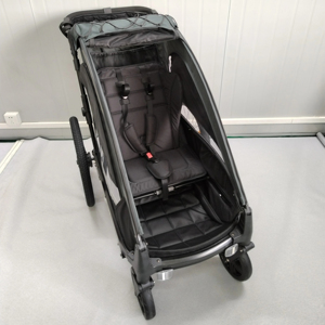 Remolques de Bicicleta para Niños de Aleación de Aluminio con Suspensión Independiente, Llantas de 20 Pulgadas, Enganche de Liberación Rápida y Carga Máxima de 35 kg - Product Image 3