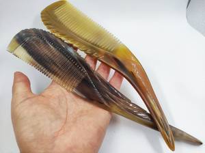 1. Vente en gros de peignes en corne naturelle, collection artisanale pour les soins des cheveux - Product Image 4