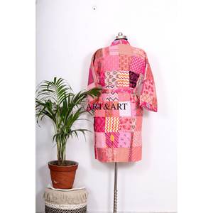 Kimono de Baño Rosa Cosido a Mano con Parches, Kimono Cardigan con Trabajo de Corte, Kimono Hecho a Mano con Múltiples Apliques Kantha, Kimono Acolchado para Cubrirse - Product Image 6