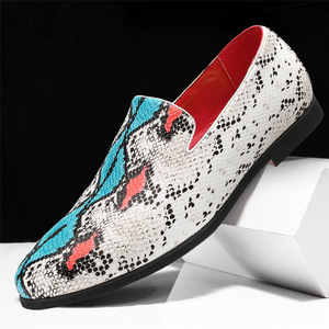Chaussures pour hommes 2026 Nouvelle Collection Automne Mocassins de luxe à motif serpent Chaussures décontractées en cuir de qualité supérieure pour hommes - Product Image 5