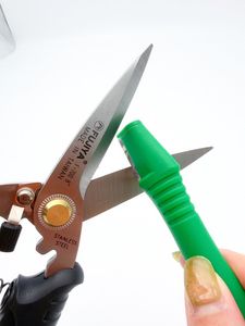 เครื่องมือลับคมเหล็กอเนกประสงค์ 2-in-1 รุ่นอุตสาหกรรม FUJIYA พร้อมด้ามจับเหล็ก OEM/ODM รับประกัน 3 ปี รุ่น FS-05 - Product Image 4