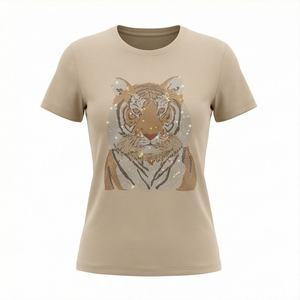 Camisetas de verano personalizadas con transferencia de diamantes de imitación de colores para mujer, camiseta con diamantes de imitación brillantes, ropa informal de alta calidad y a la moda. - Product Image 1
