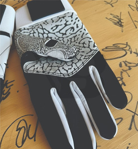 Guantes de Bateo de Béisbol Personalizables con Diseño Único y Tallas Ajustables para Apuestas Deportivas, Guantes de Béisbol con Trabajo Personalizado Aceptable - Product Image 3