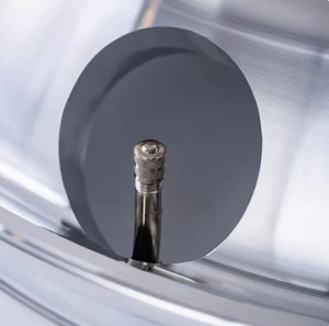 Rueda de Camión de Aluminio Forjado de Alta Resistencia 22.5x8.25 para Almacén en California |   Espejo de doble cara pulido |   Llanta estilo Alcoa pilotada por buje - Product Image 4