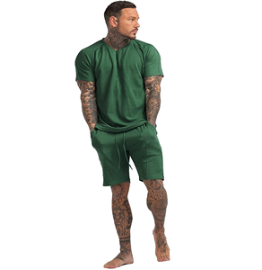 Combinaison de sport 2 pièces en coton respirante avec impression de logo personnalisé pour hommes t-shirt décontracté à manches courtes short en polaire solide écologique - Product Image 3