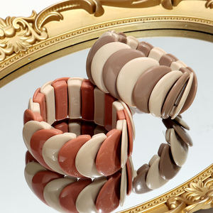 Bracelet vintage en résine, bracelet élastique géométrique, design simple et élégant, bijoux colorés pour femmes - Product Image 5