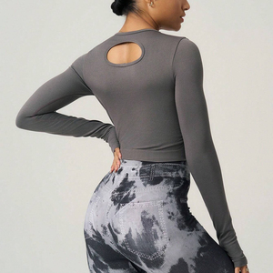 Tops de yoga para mujer con diseño de mangas y cuello personalizados, talla adulta, nuevo y elegante diseño, top moderno para damas. - Product Image 2