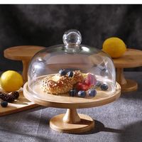 Support à gâteau en bois robuste avec couvercle en verre, compatible lave-vaisselle, forme personnalisable pour la présentation professionnelle en boulangerie et le service de traiteur