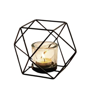 Support de bougie tendance avec base robuste, idéal pour protéger les bougies en intérieur et en extérieur, taille et forme personnalisables - Product Image 3