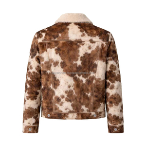 Veste en cuir de qualité supérieure pour homme, style bomber, motard, en cuir véritable, fabriquée par un fabricant de vêtements en cuir. - Product Image 2