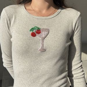 Camisetas navideñas con cuentas hechas a mano al por mayor, ropa festiva de boutique para damas - Product Image 2