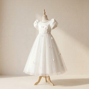 Vestido de niña de las flores Grace Ivory con cuello de perlas, mangas abullonadas, mariposas 3D hechas a mano, vestido de satén hasta la rodilla, estilo princesa para boda - Product Image 2