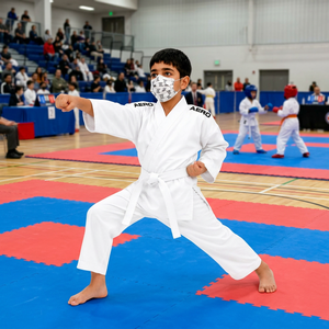 AERO Kids Karate Gi Blanco, Corte Regular, 100% Algodón, Ropa Duradera para Artes Marciales, Niños, Logotipo Personalizado, Cinturón Blanco, Manga Izquierda - Product Image 5