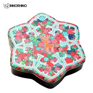 Muestra lista para enviar: Lata de regalo navideña de lujo con atractivo diseño. - Product Image 4