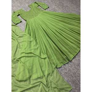 Hermoso Vestido Anarkali para Fiesta con Pantalón y Dupatta, Talla XL - Product Image 5