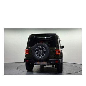 Jeep Wrangler 2.0 Sahara 2024, Techo Descapotable, 4 Puertas, con Caja de Cambios Automática y Cámara Trasera, 17,537 km, Volante a la Izquierda - Product Image 4