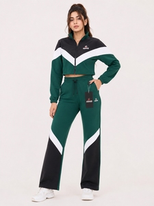 Survêtement pour femme, vêtements de performance confortables, veste de sport à fermeture éclair intégrale et pantalon assorti, conçu pour les voyages et les entraînements - Product Image 4