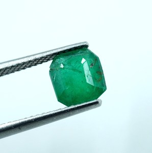 Esmeralda Zambiana de 1.40ct, Corte Redondo Facetado, Piedra Verde HAYAAT GEMS HG-201 para Joyería - Product Image 4