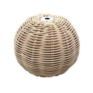 Cadres de lampes modernes en rotin et métal pour abat-jour faits à la main et conceptions personnalisées - Product Image 6