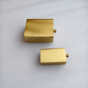 Caja de Seguridad Moderna de Latón Sólido para Fósforos, Acabado Lujo Oro/Plata, Contenedor de Fósforos para Decoración de Cocina, Exportación a Granel, Bajo Precio - Product Image 4