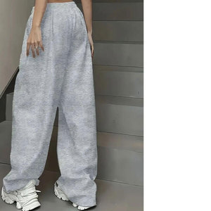 กางเกงวอร์มโอเวอร์ไซส์ผู้หญิงพิมพ์โลโก้ตามสั่ง ผ้าฟลีซหนานุ่มทรงแบ็กกี้ สวมใส่สบายๆ สไตล์ลำลองและสตรีทแวร์ - Product Image 5